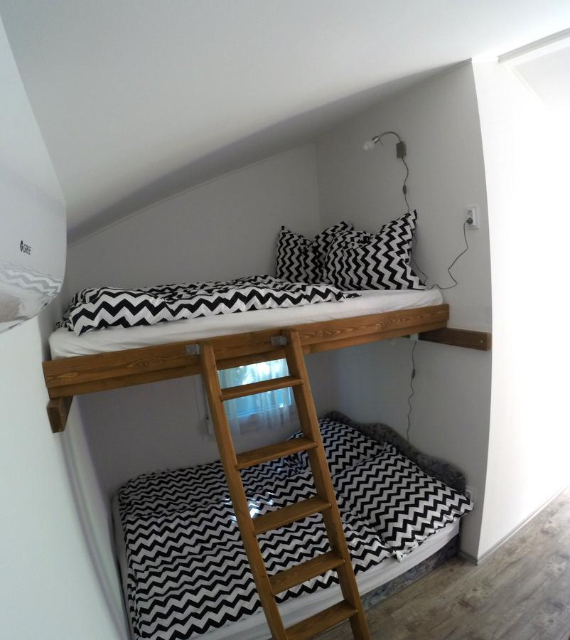 Oazis Apartman ซานโตด ภายนอก รูปภาพ